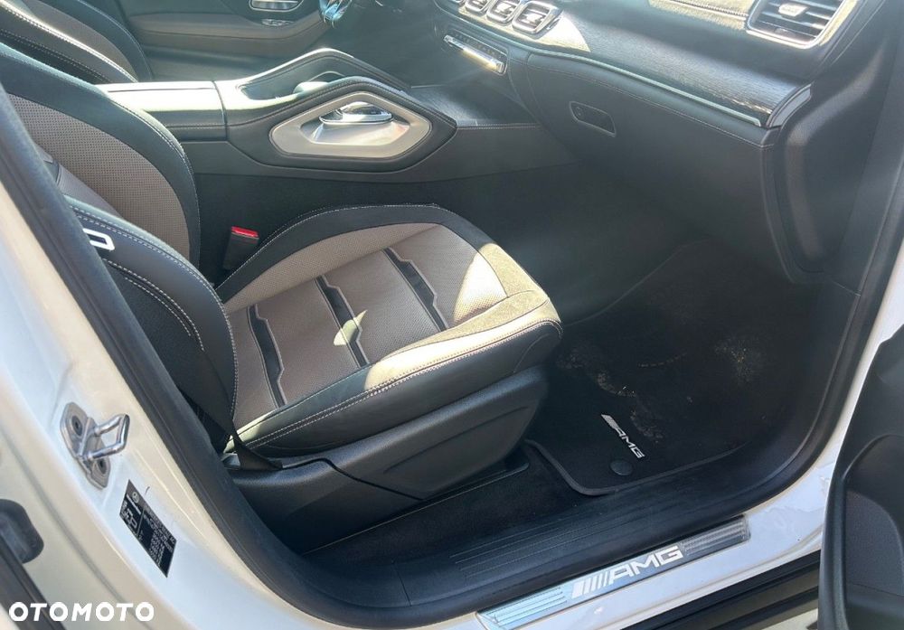 Mercedes-Benz GLE - 24