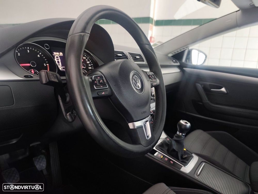 VW Passat CC 2.0 TDi BlueMotion - 19