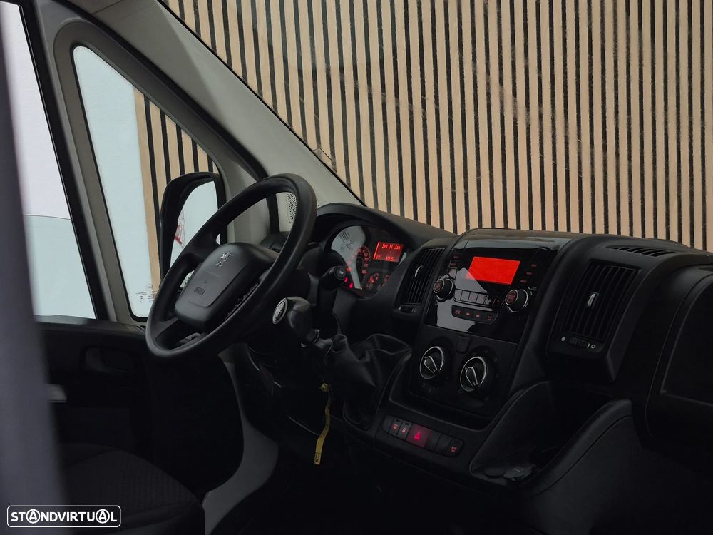 Peugeot Boxer 2.2HDI - 70.000KM | GARANTIA | NACIONAL - L1H1 - 23