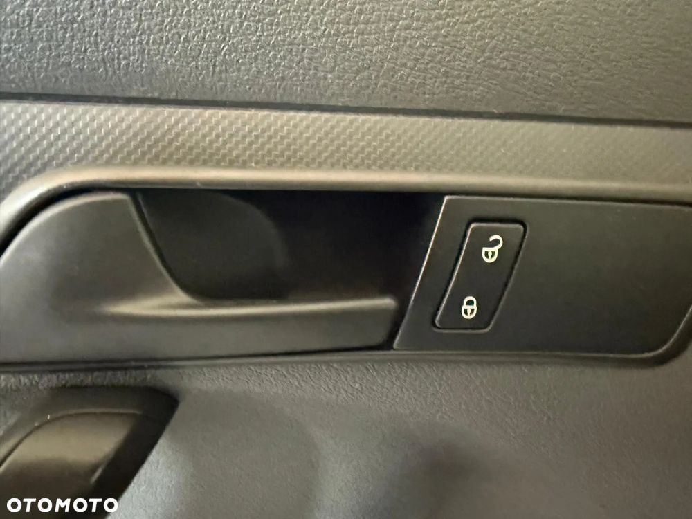 Volkswagen Caddy Long - 11