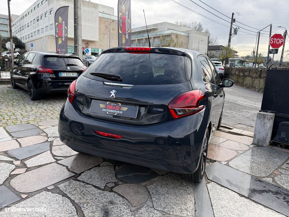 Peugeot 208 PureTech 82 Start & Stop Style - 2