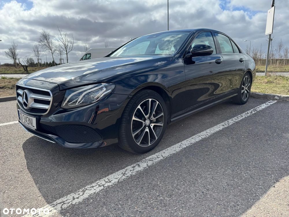 Mercedes-Benz Klasa E 200 9G-TRONIC - 2