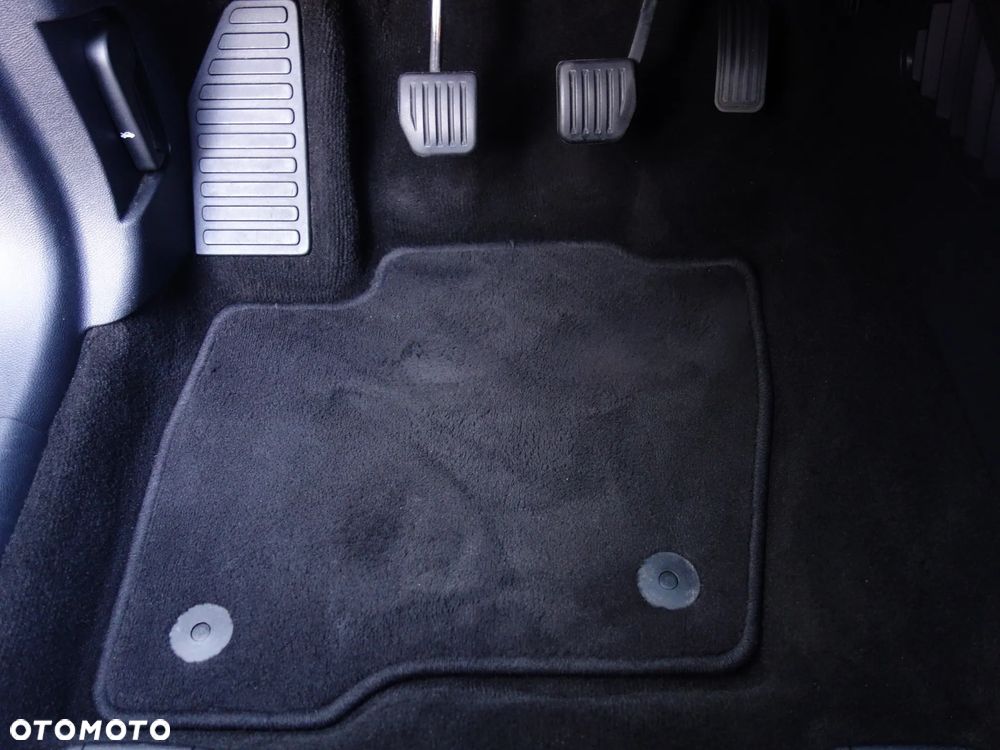 Ford Galaxy 2.0 TDCi Titanium - 31