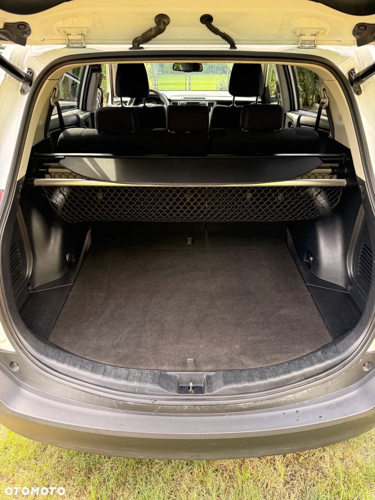 Toyota RAV4 - 9