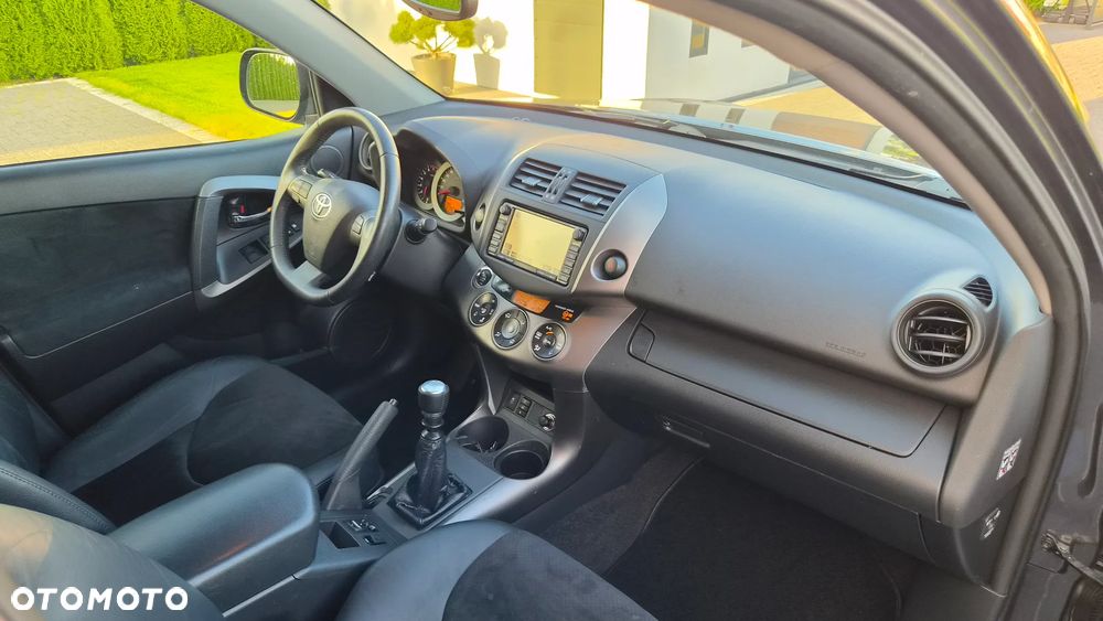 Toyota RAV4 2.0 4x4 Sol - 11