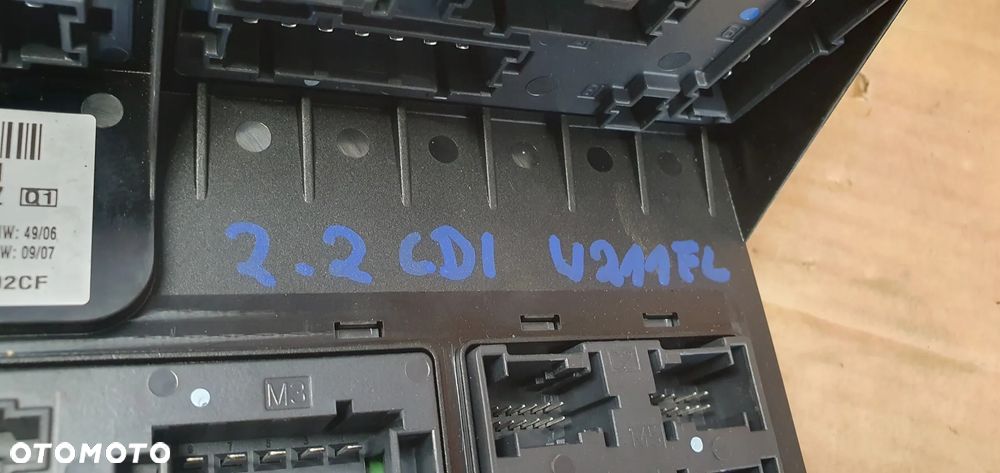 Moduł sterownik SAM skrzynka bezpieczników Mercedes E Klasa W211 Lift A2115459001 - 9