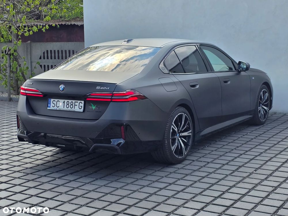 BMW Seria 5 540d xDrive mHEV M Sport - 8