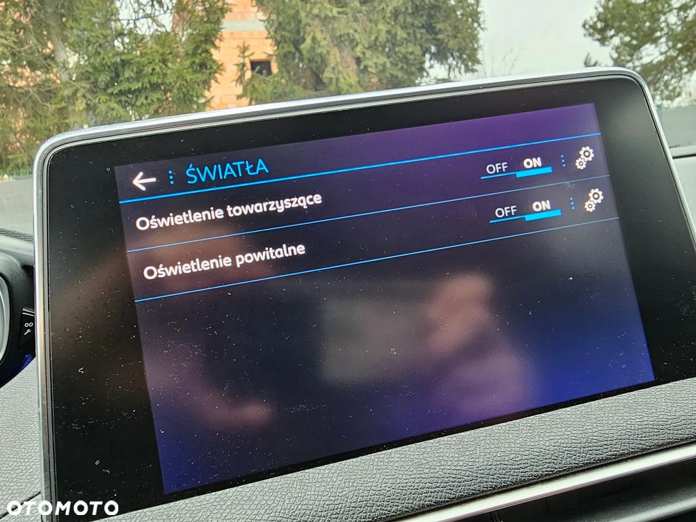 Peugeot 3008 PureTech 130 Stop & Start GPF Allure - 24