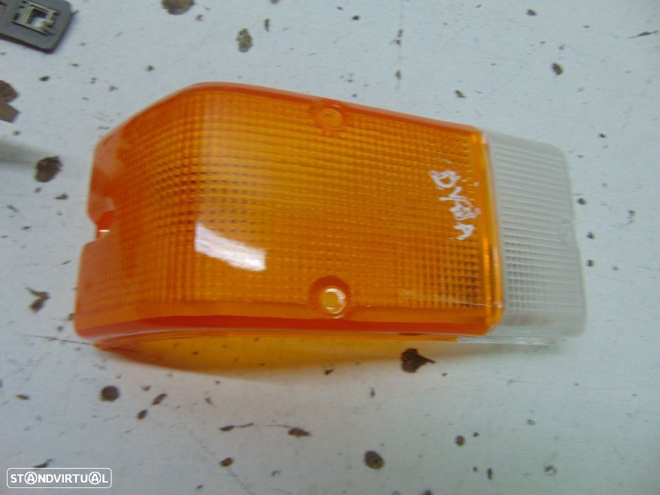 Toyota hilux ln40 farolins/Dyna - 6