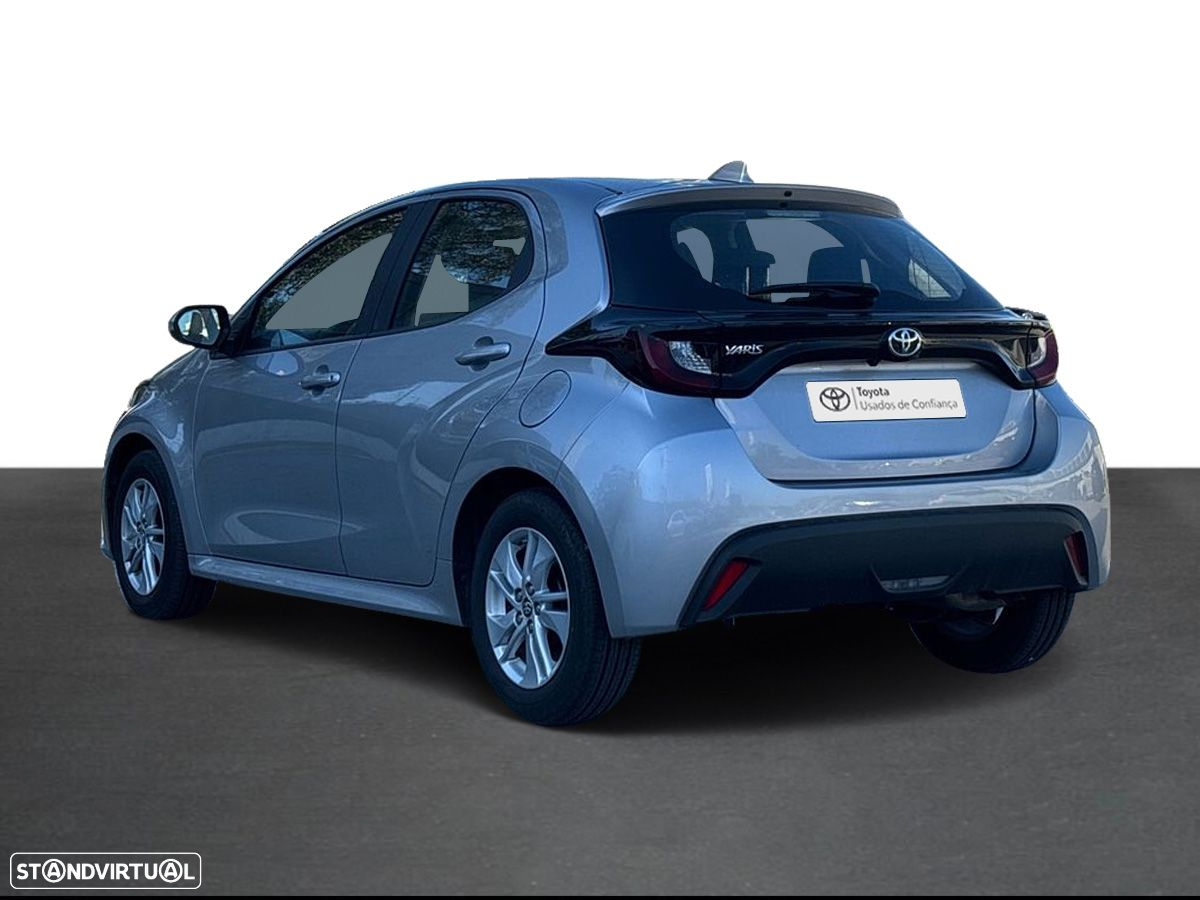 Toyota Yaris 1.0 VVT-i Comfort Plus - 2