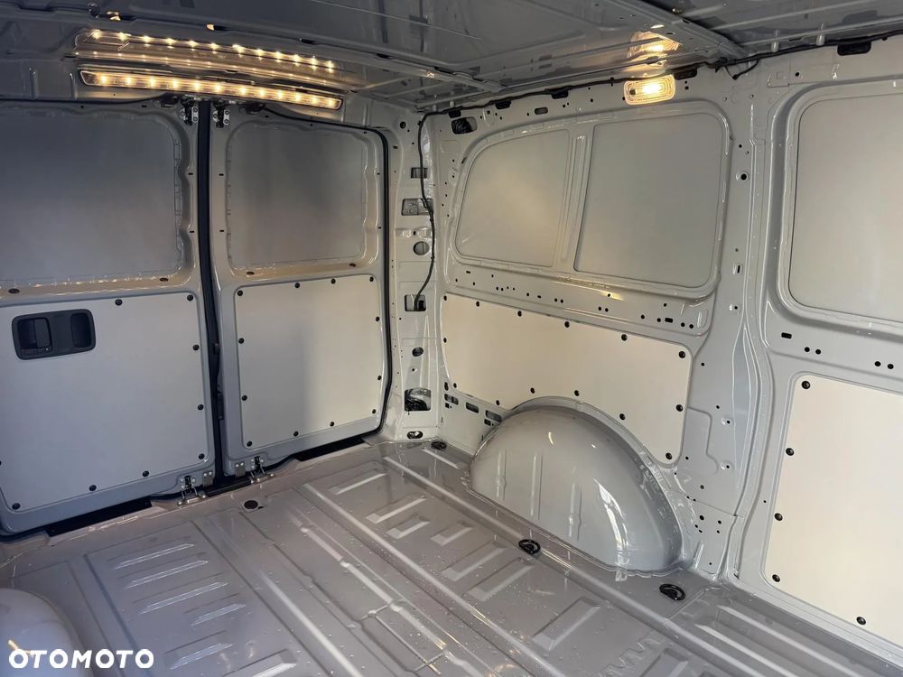 Mercedes-Benz Vito - 9