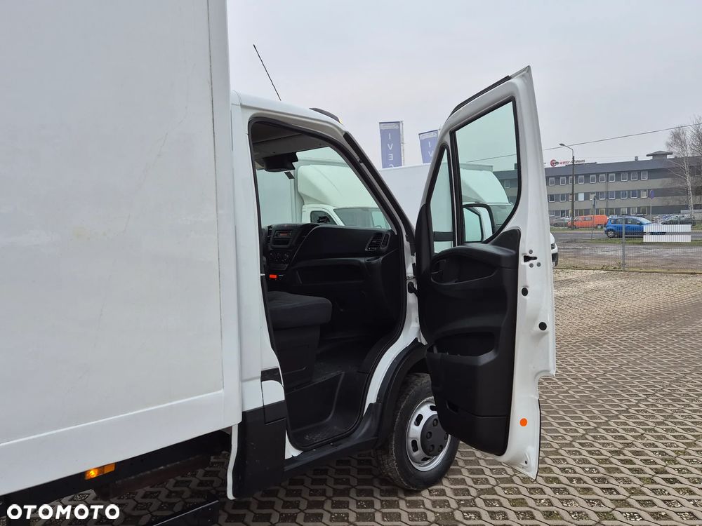 Iveco Daily 50C15 / 35C15 3.0HPi, kontener 8PAL, Winda 750KG - 15