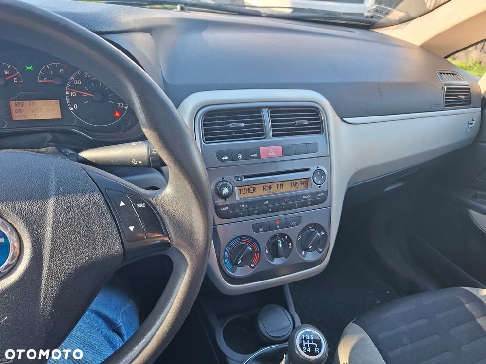 Fiat Grande Punto 1.4 8V 360 - 12