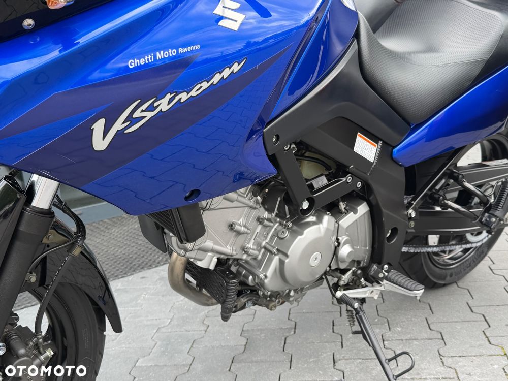 Suzuki V-STROM - 36