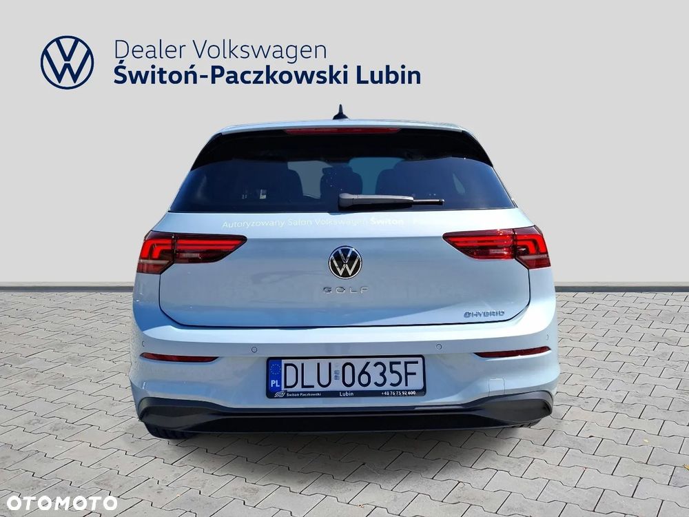 Volkswagen Golf - 5