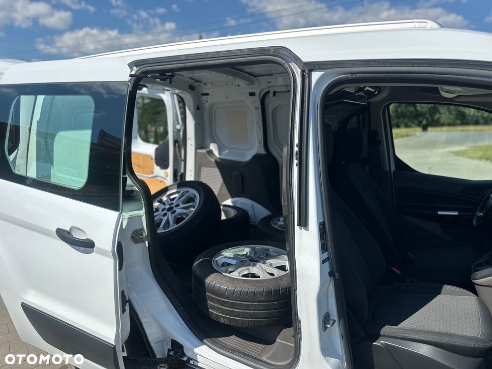 Ford Connect - 25