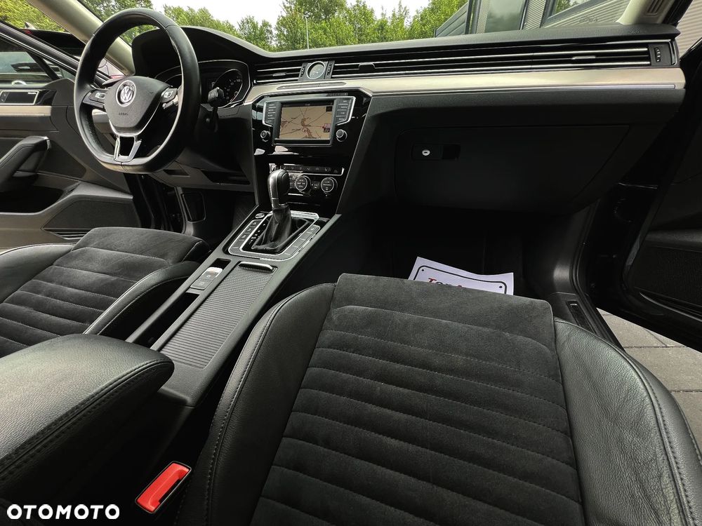 Volkswagen Passat - 17