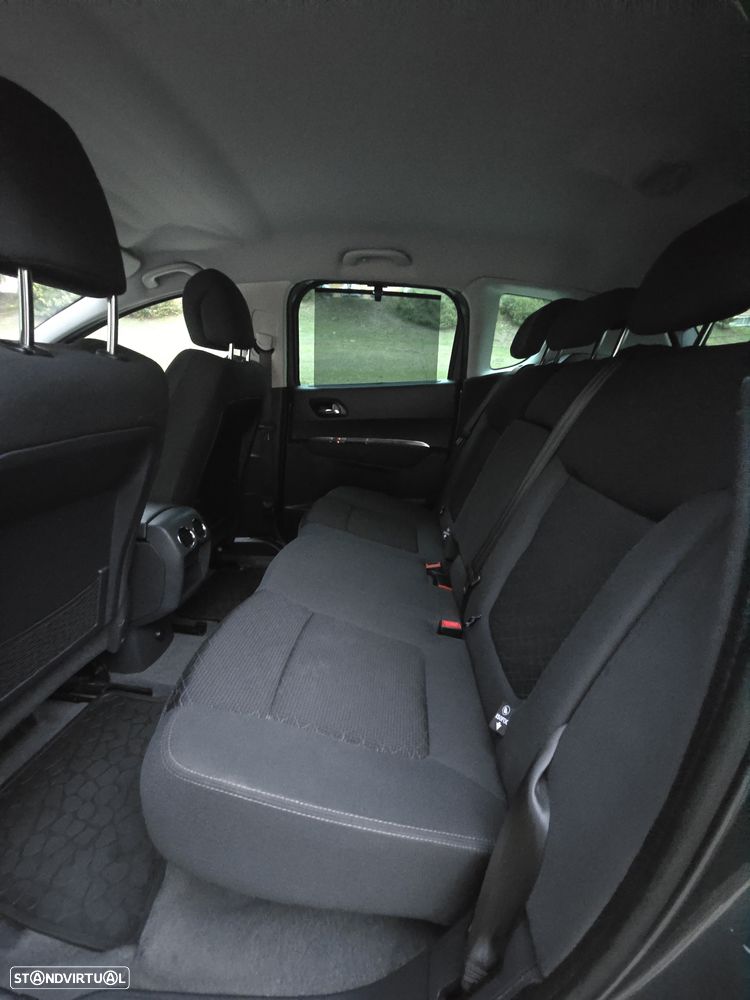 Peugeot 3008 1.6 HDi Style - 23