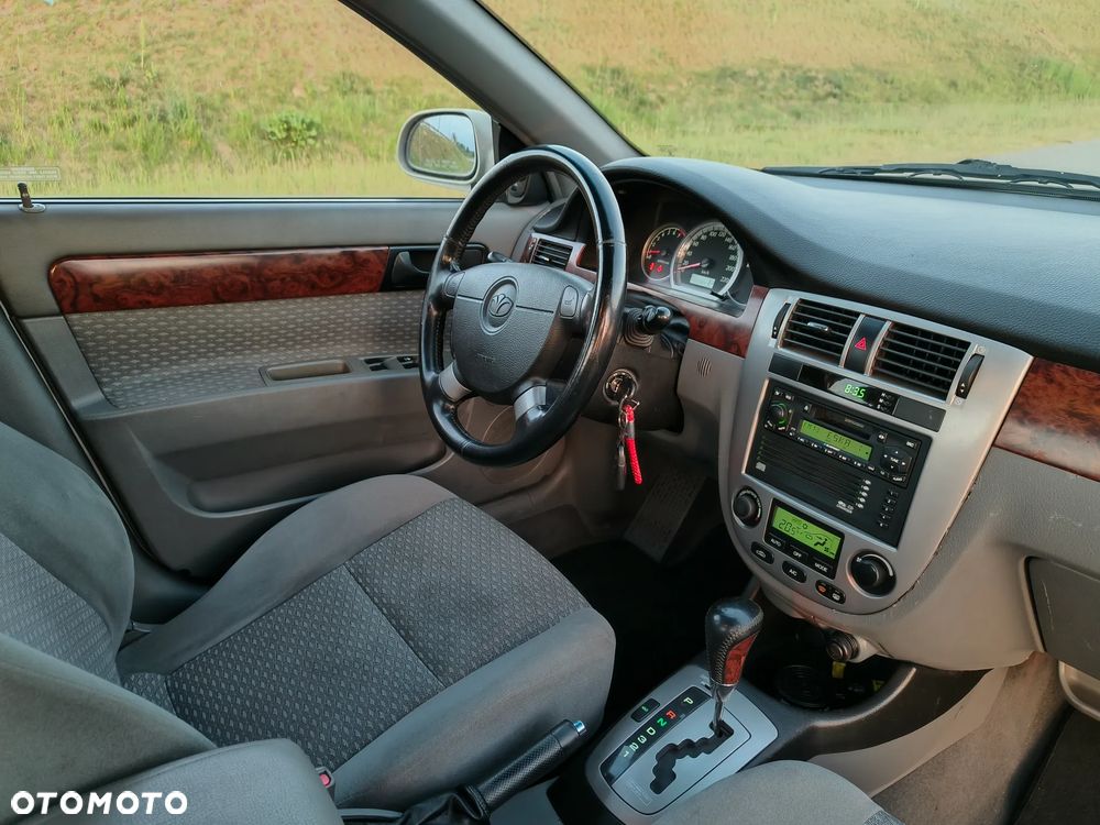 Daewoo Nubira - 12