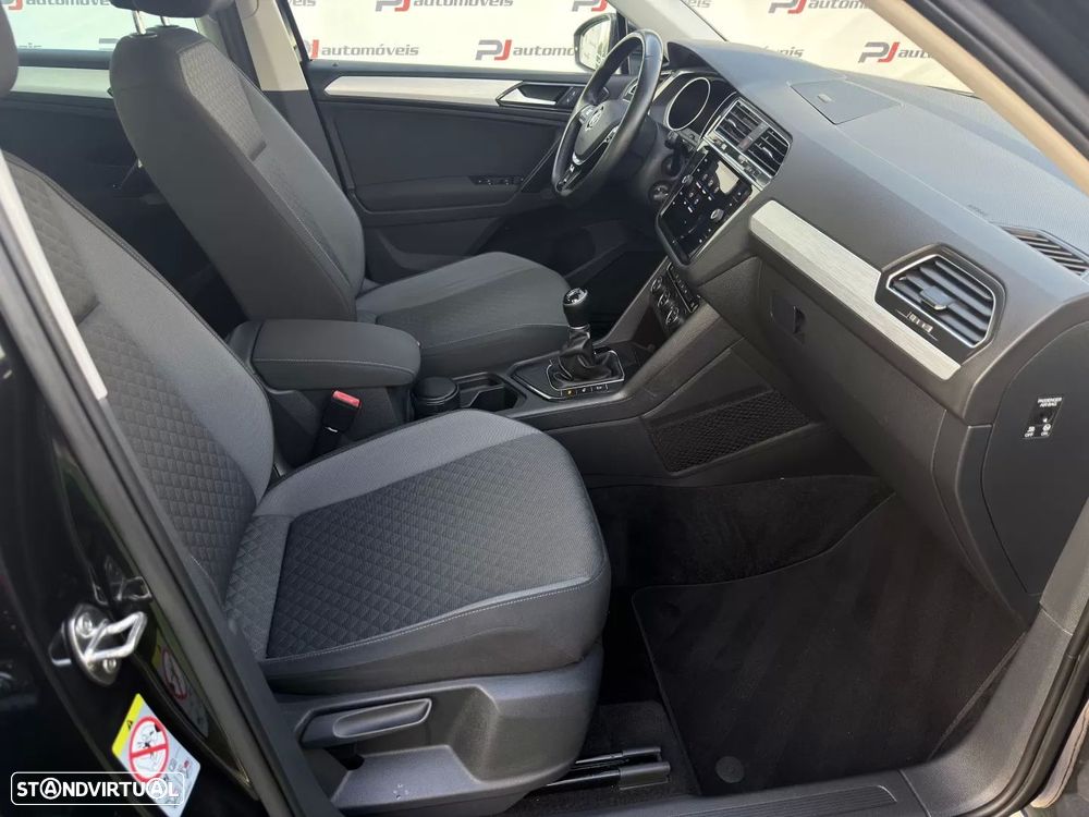 VW Tiguan 1.6 TDI Confortline - 11