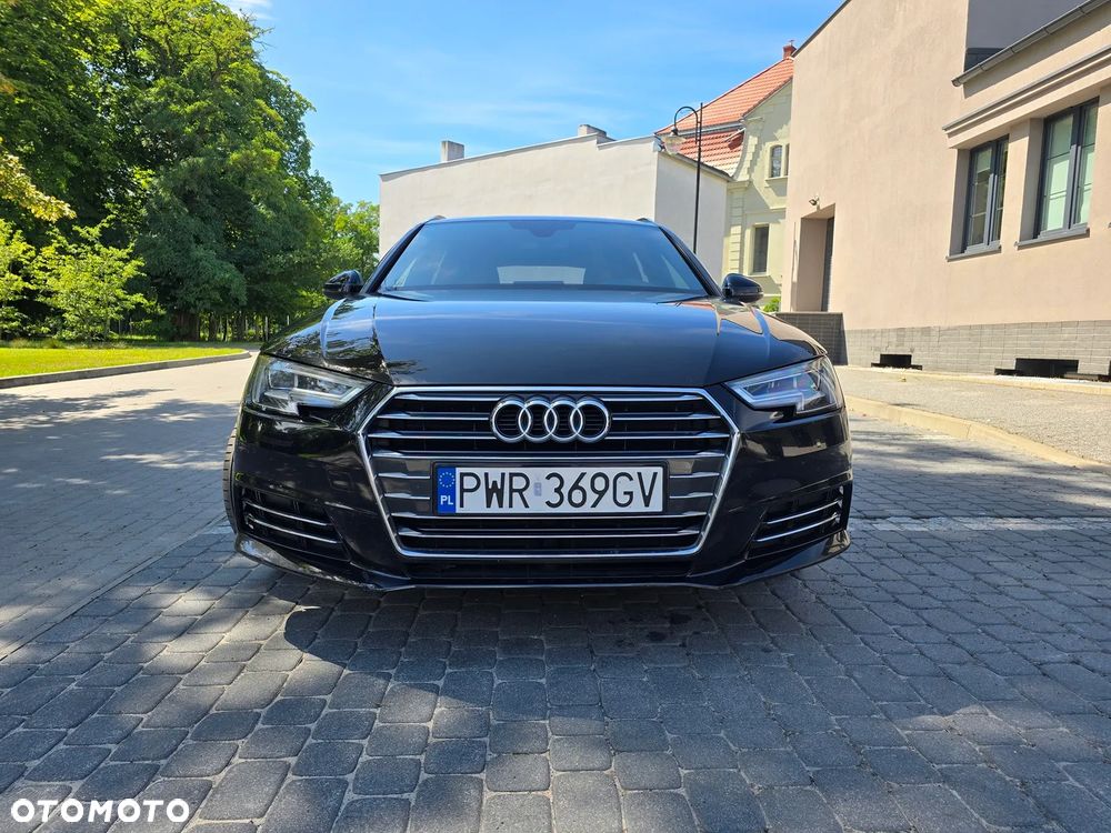 Audi A4 Avant 2.0 TDI design - 37
