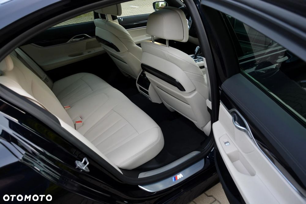 BMW Seria 7 730d xDrive mHEV sport - 8