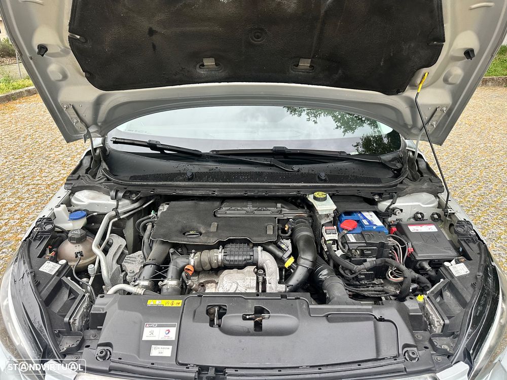 Peugeot 308 e-HDi FAP 115 Stop&Start Allure - 42