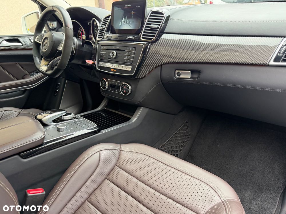Mercedes-Benz GLS AMG 63 4Matic AMG Speedshift 7G-TRONIC - 28