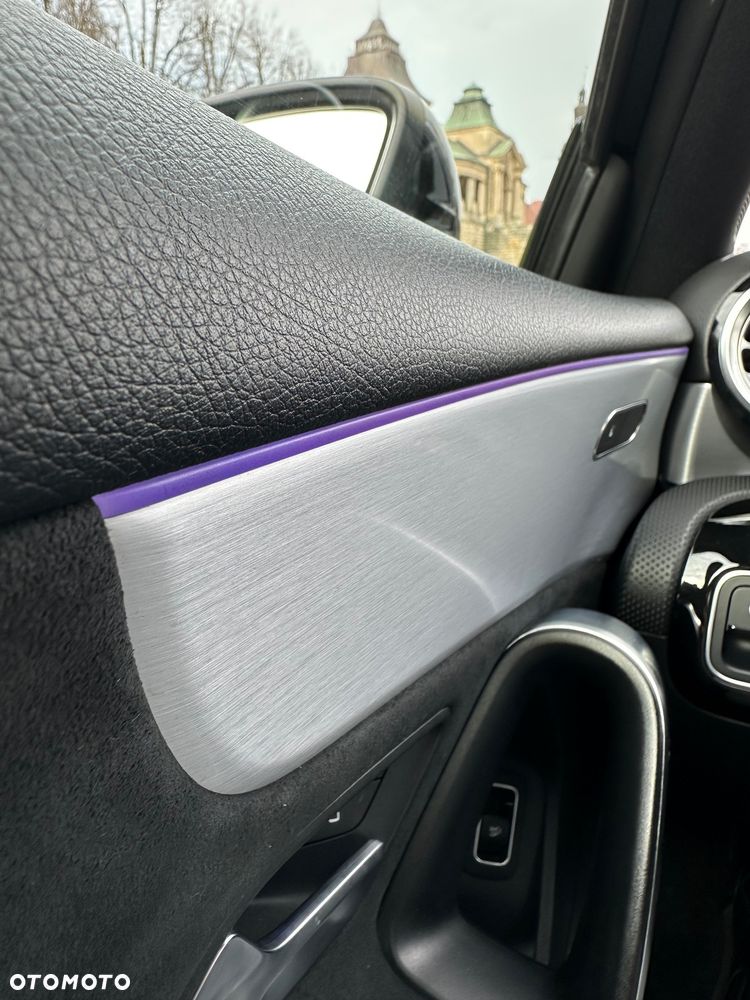 Mercedes-Benz Klasa A 180 7G-DCT Lim AMG Line Advanced Plus - 17