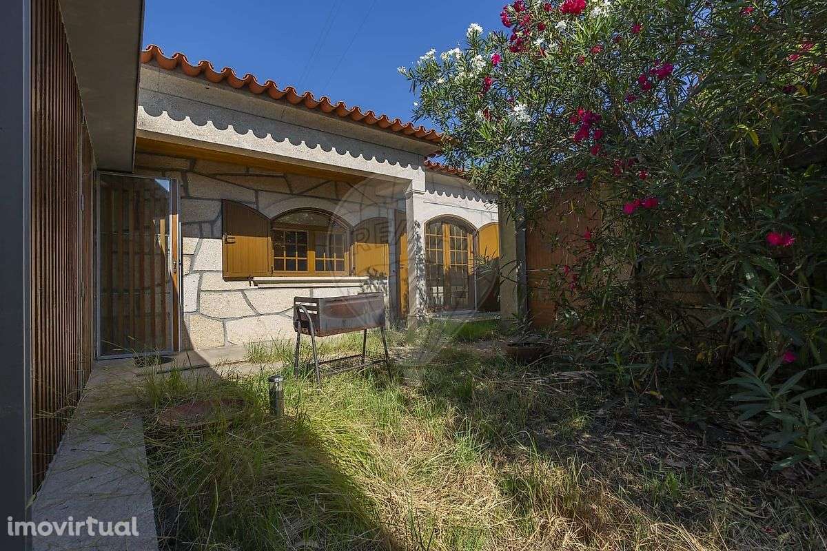 Moradia T4 para venda - Grande imagem: 3/23