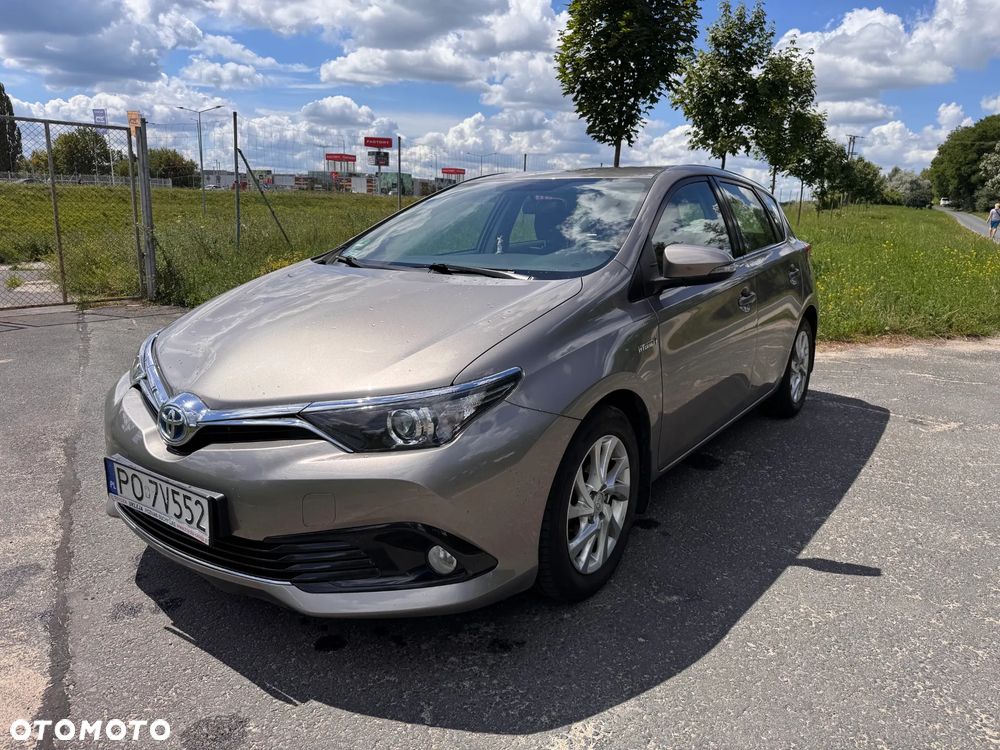 Toyota Auris - 1