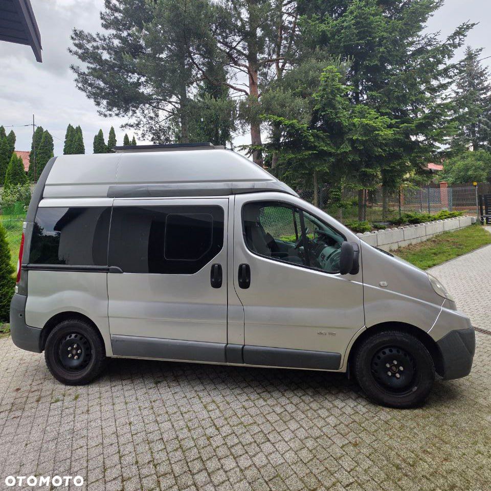 Renault TRAFIC - 1