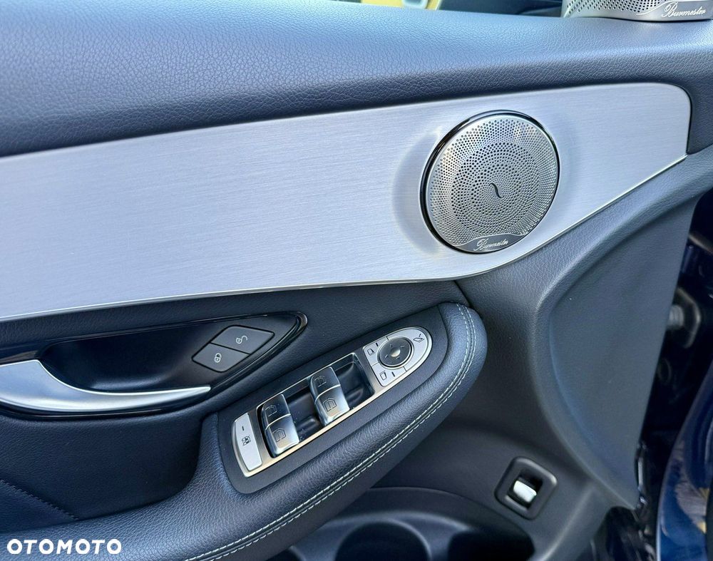 Mercedes-Benz GLC 300 d 4Matic 9G-TRONIC AMG Line - 39