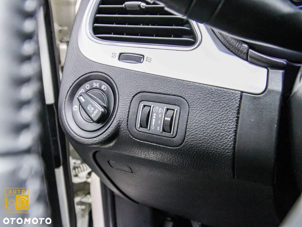 Fiat Freemont 2.0 Multijet 16V DPF Automatik Allrad Lounge - 33