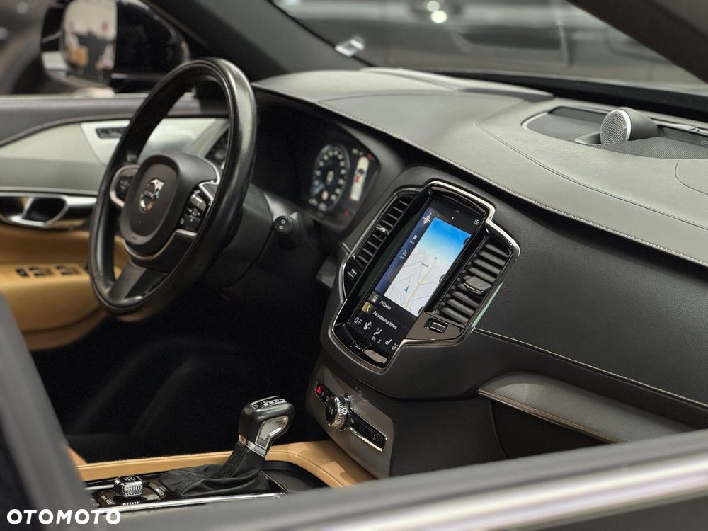 Volvo XC 90 D5 AWD Inscription - 38