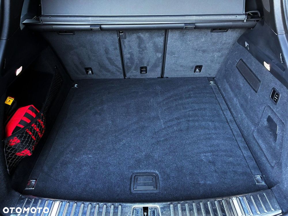 Porsche Cayenne - 31