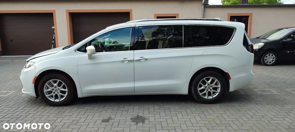 Chrysler Pacifica - 7