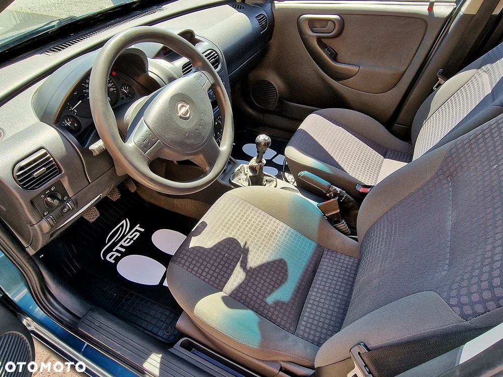 Opel Corsa 1.2 16V - 8
