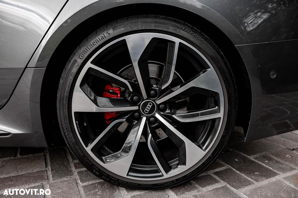 Audi RS4 Avant quattro Tiptronic - 33