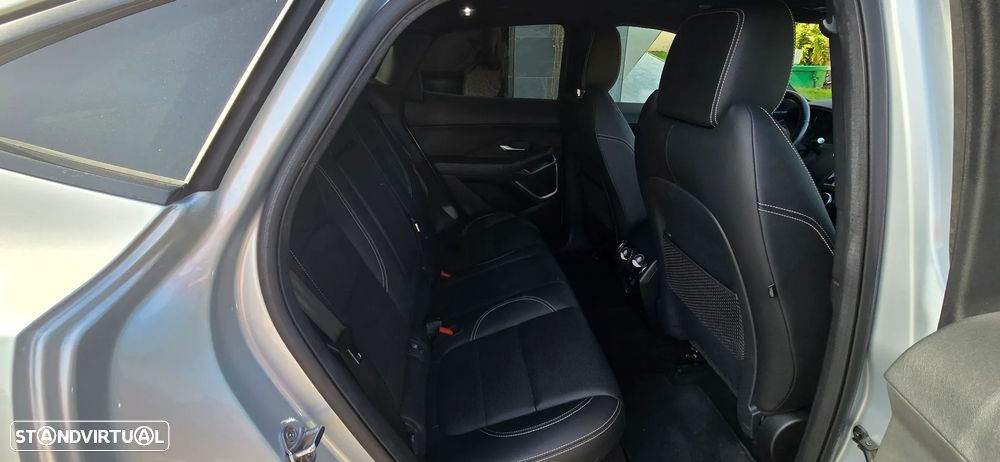 Jaguar E-Pace 1.5 P300e R-Dynamic SE AWD Aut. - 14