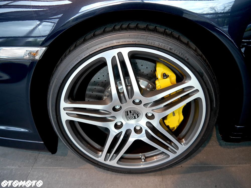 Porsche 911 - 18