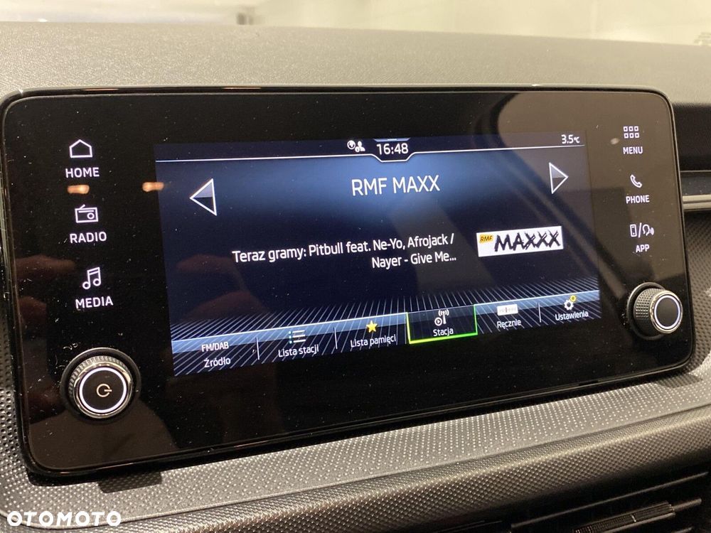 Skoda Fabia 1.0 Essence - 26