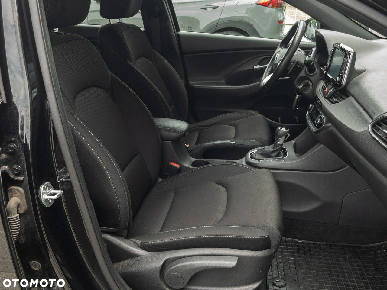 Hyundai i30 1.4 T-GDI Comfort DCT - 27