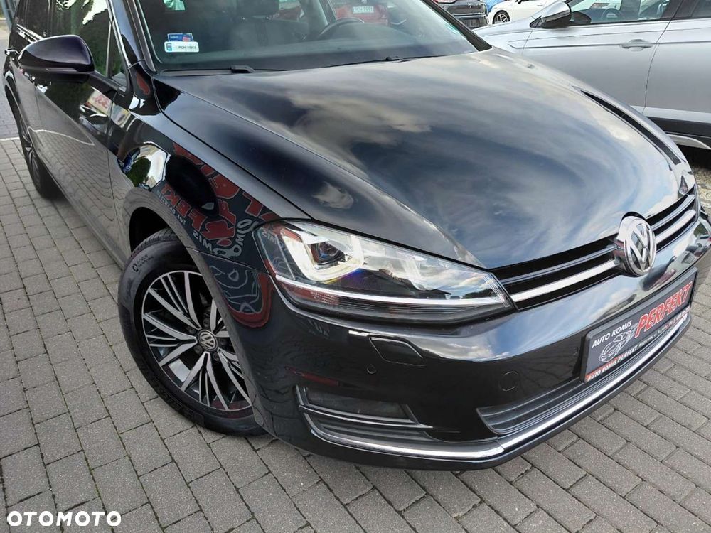 Volkswagen Golf - 5