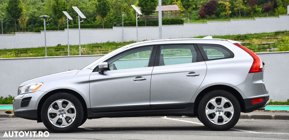 Volvo XC 60 D5 AWD Aut. Summum - 11