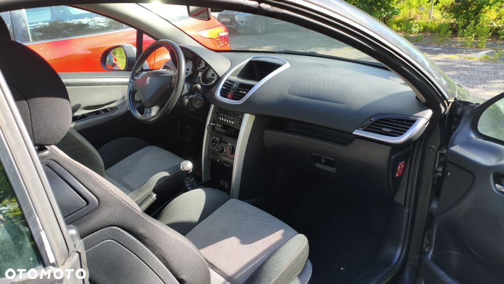 Peugeot 207 CC - 4