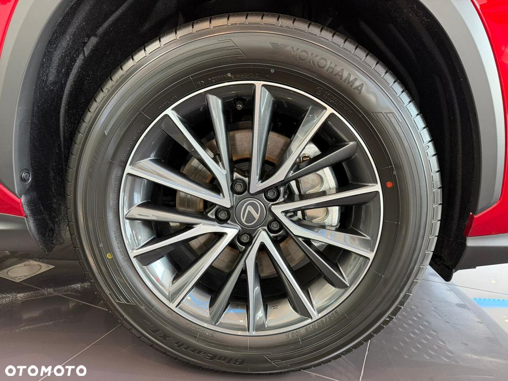 Lexus NX 350h Elegance 2WD - 18