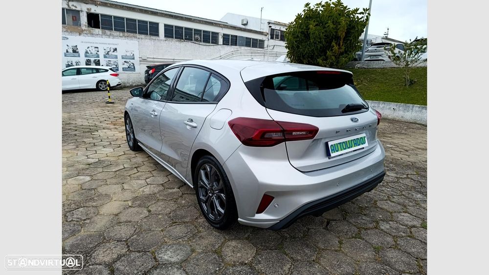 Ford Focus 1.0 EcoBoost ST-Line Aut. — fotografia 9