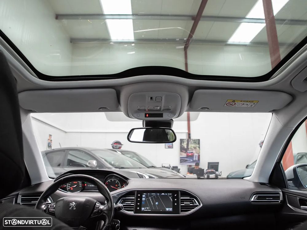 Peugeot 308 1.6 BlueHDi Allure J17 - 11