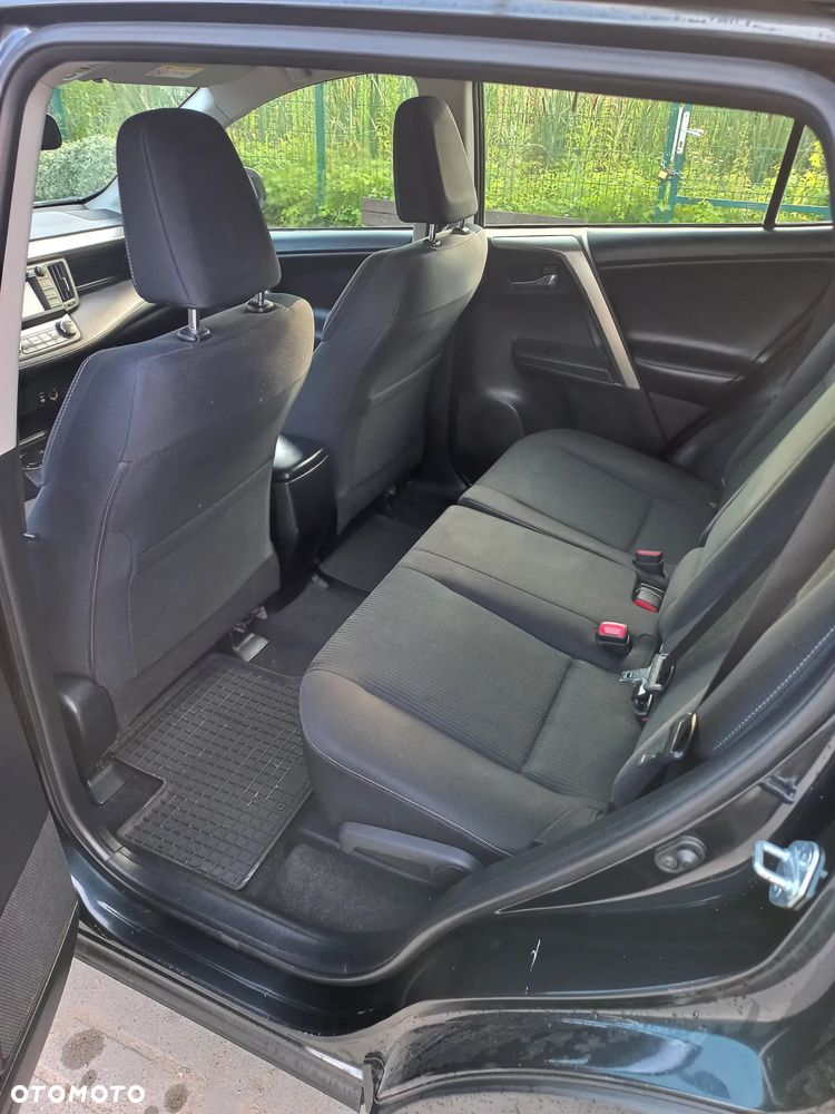 Toyota RAV4 2.0 D-4D Active - 10